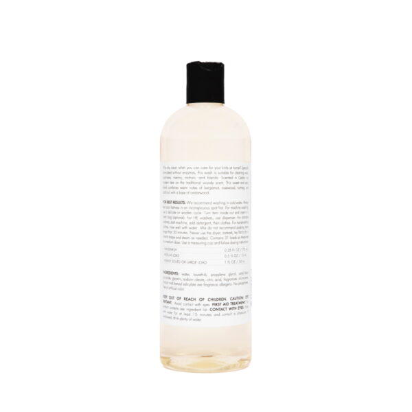 The Laundress Wool & Cashmere Shampoo2