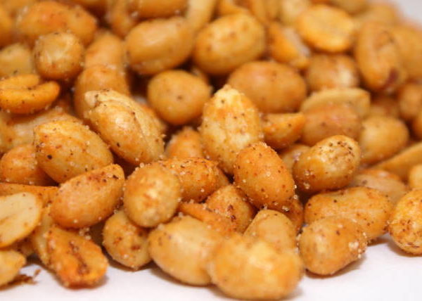 PEANUTS HOT AND SPICY