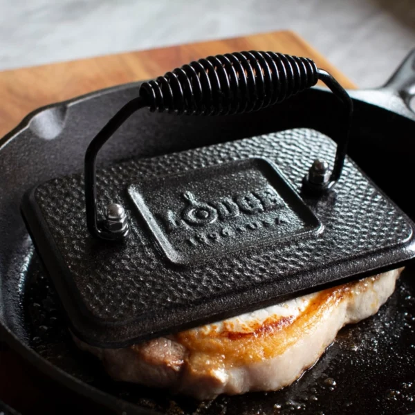 Lodge Cast Iron Grill Press2