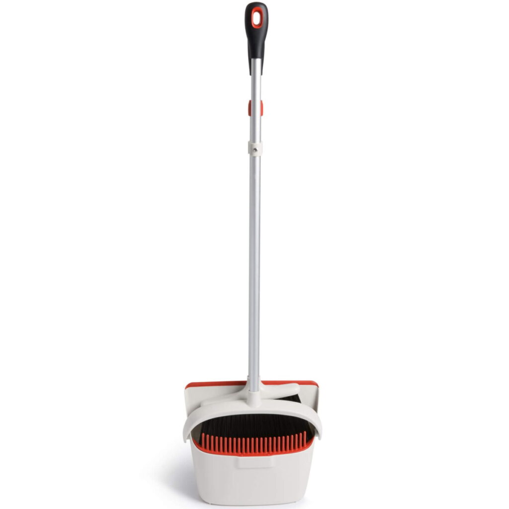 OXO Large Sweep Set with Extendable Broom