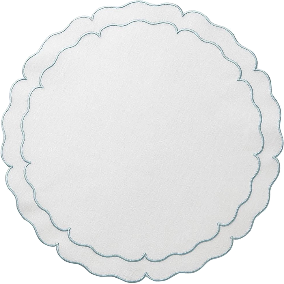 Linho Scalloped Round Placemat – White/Ice Blue