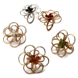 WIRE ZINNIA NAP RING CRYSTAL