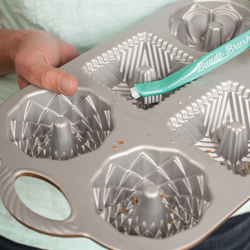 The Ultimate Bundt Cleaning Tool2