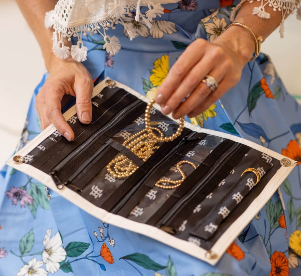 Jon Hart Jewelry Organizer - White