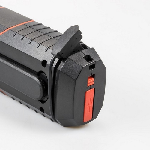 Life Gear Stormproof Crank Light /Radio