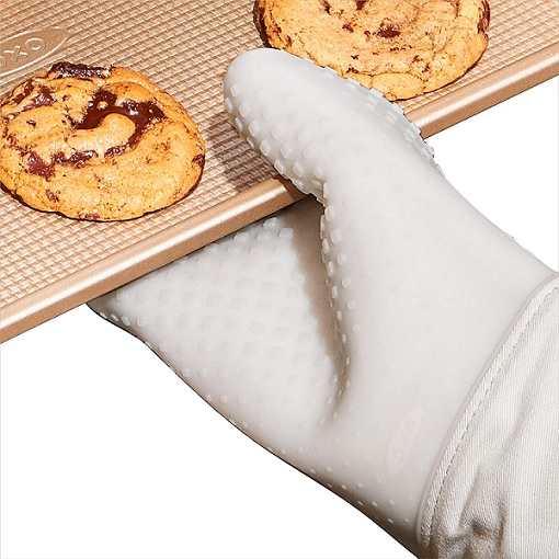 OXO Good Grips Silicone Oven Mitt - Oat