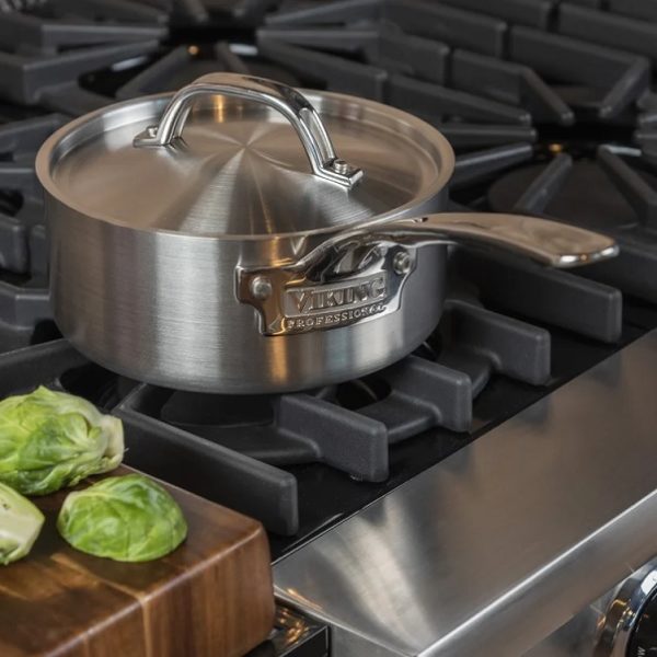 Viking Professional 5-Ply Saucepan with Lid - 2 Quart