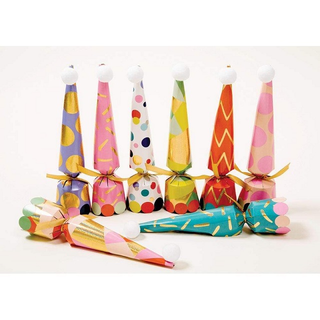 Party Hat Crackers
