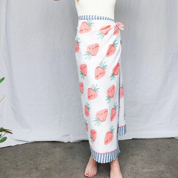 Strawberry Islands Sarong
