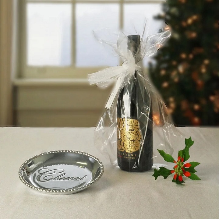 Beatriz Ball GIFTABLES Organic Pearl Round Engraved Tray - Cheers!
