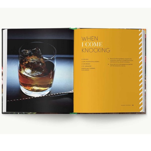 Holiday Cocktails: Over 100 Simple Cocktails to Celebrate the Season