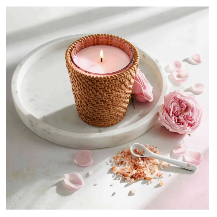 Nest Rattan Himalayan Salt & Rosewater Classic Candle Berings