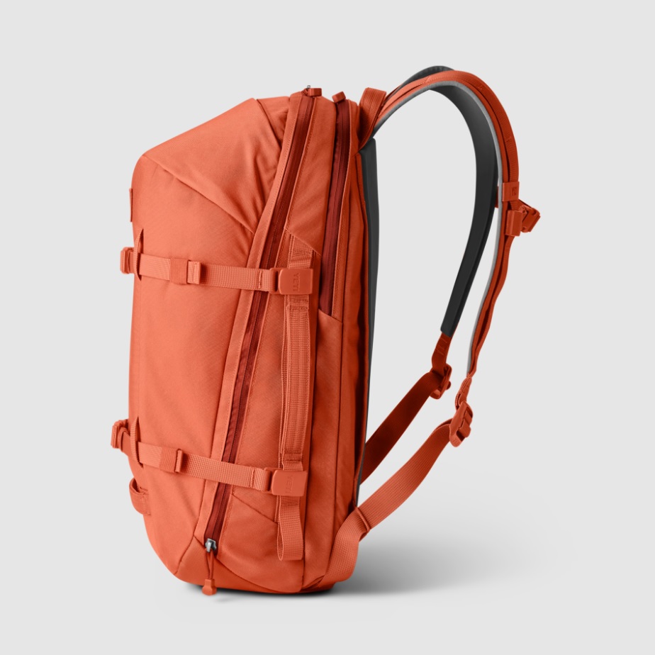 Yeti Crossroads 27L Backpack High Desert Clay Berings