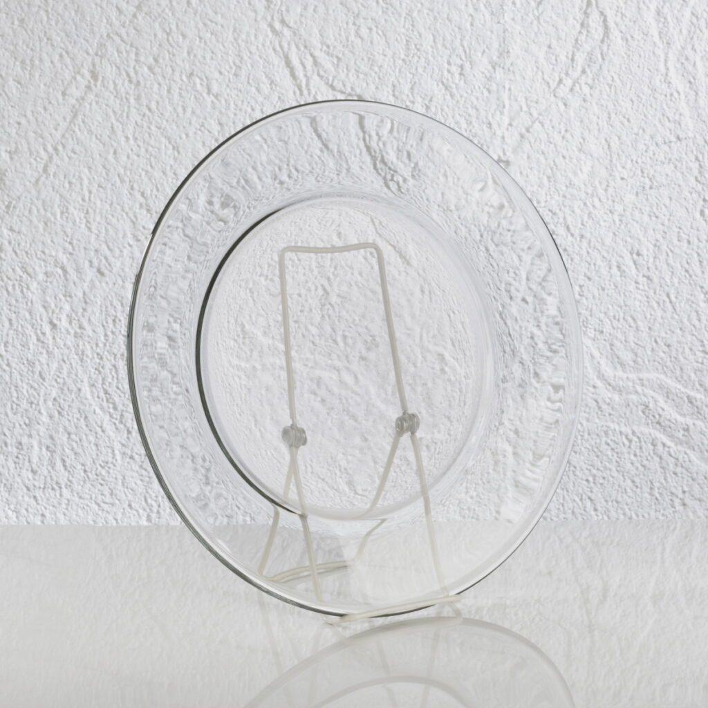 Tripar White Vinyl 3-Wire Stand2