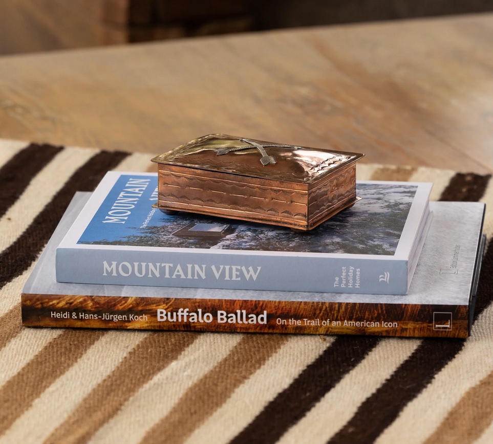 Crossed Arrows Icon Box - Copper