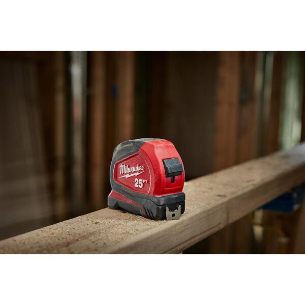 Milwaukee 16' Compact Auto-Lock Tape Measure