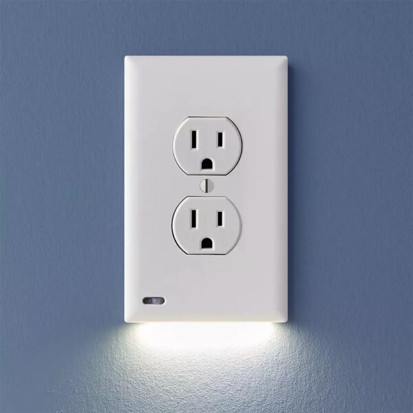 SnapPower GuideLight Duplex Outlet Wall Plate - White