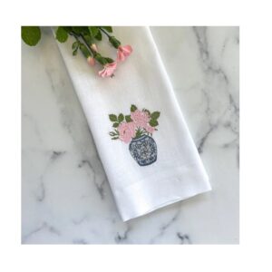 Chinoiserie Jar with Roses Linen Towel