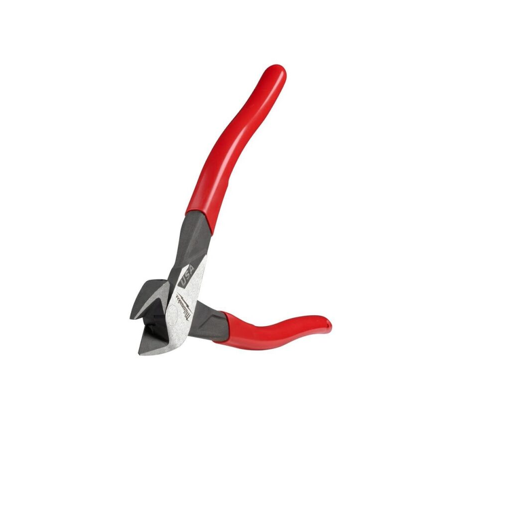 Milwaukee 8inch Diagonal Dipped Grip Cutting Pliers Milwaukee 8inch Diagonal Dipped Grip Cutting Pliers