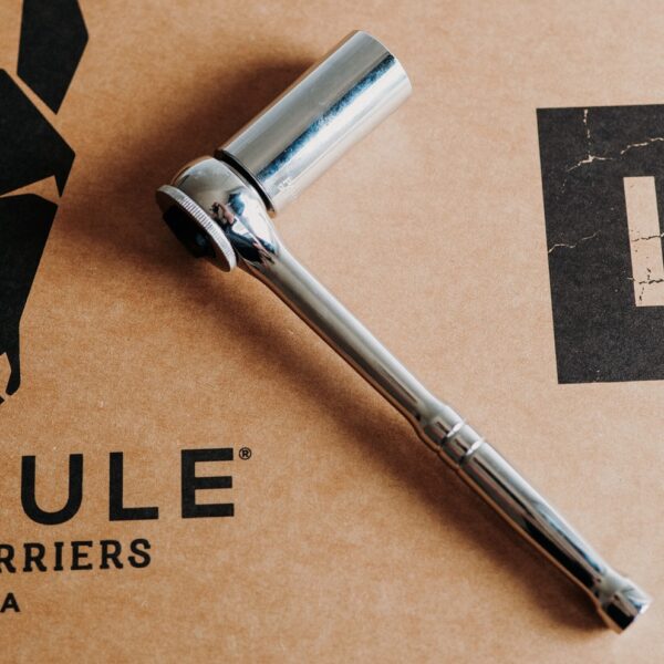 Pakmule Ratchet & Socket