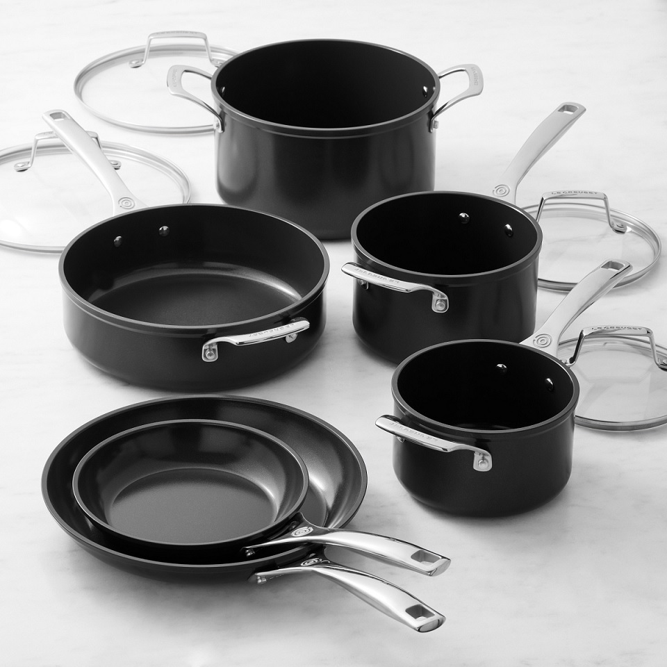 Le Creuset Essential Nonstick Ceramic 10-Piece Cookware Set