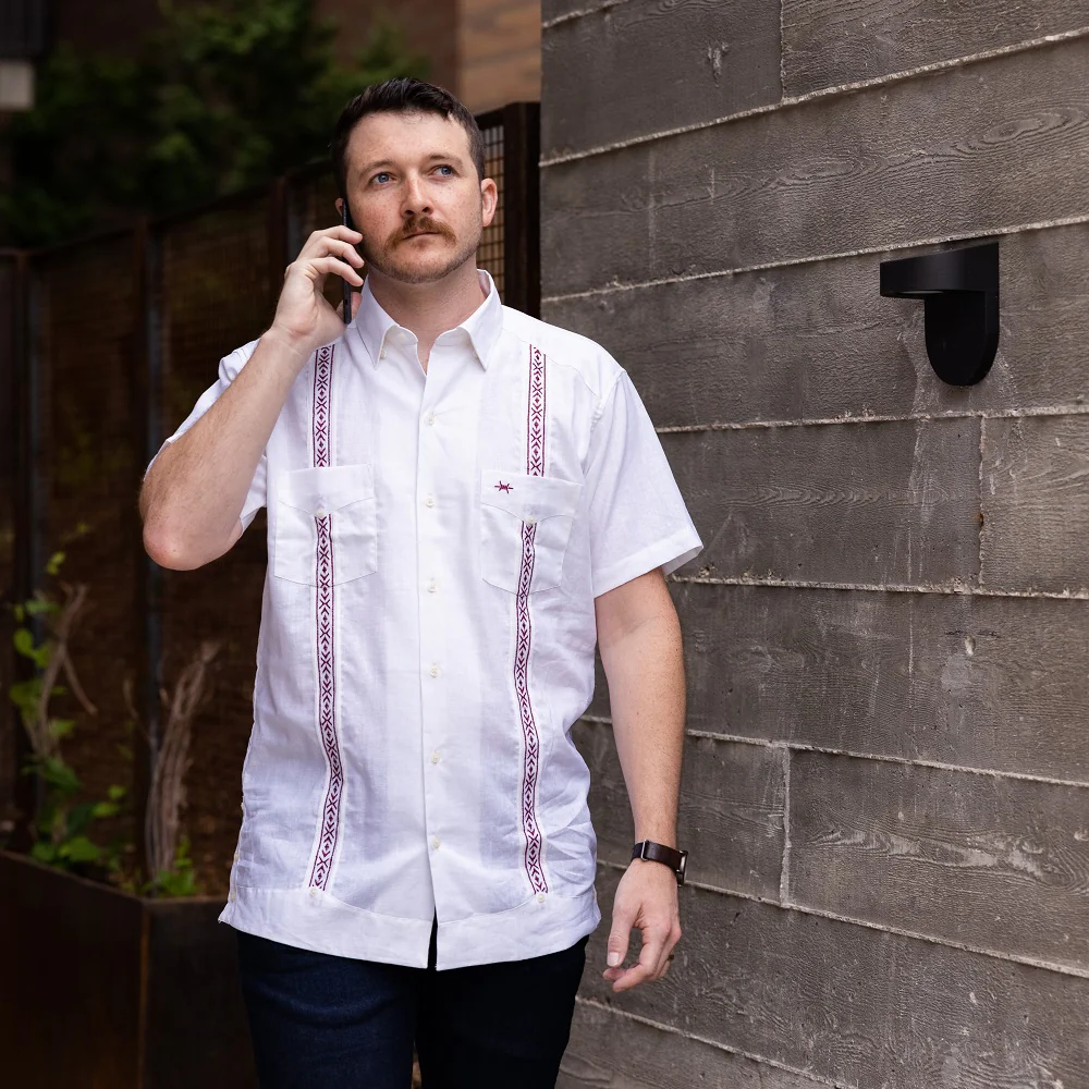 Texas Standard Tejas Guayabera - Maroon3