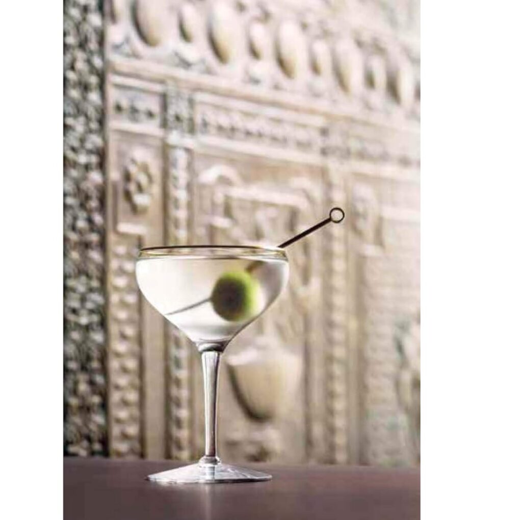 The Martini Cocktail: A Meditation on the World's Greatest Drink, with Recipes (Hardcover)