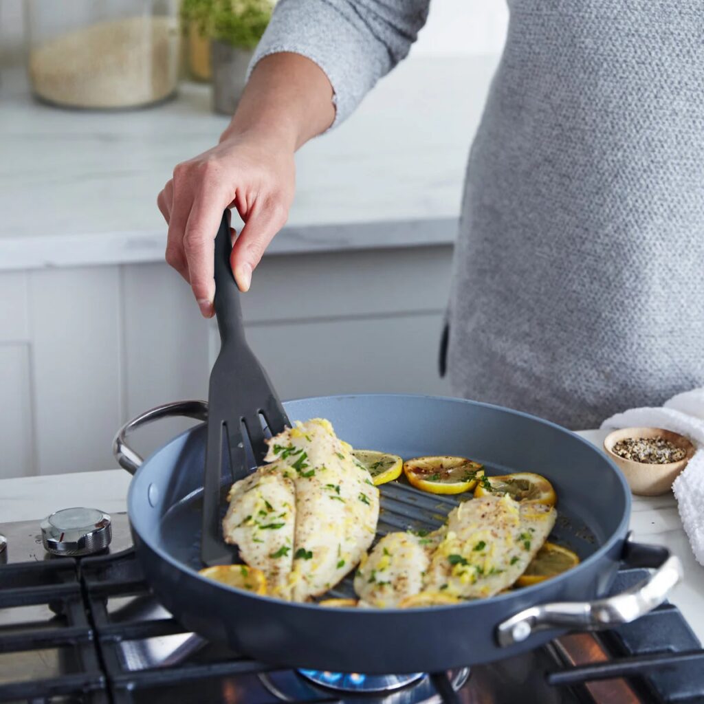 GreenPan Platinum Silicone Fish Turner - Charcoal Grey