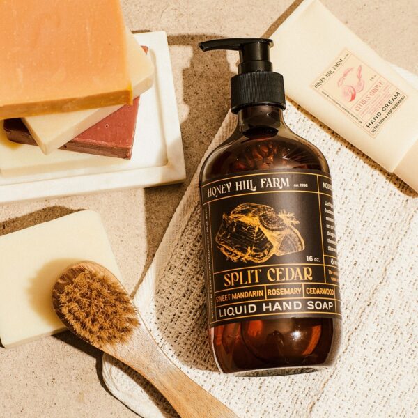 Honey Hill Farm 16 oz. Liquid Hand Soap - Split Cedar