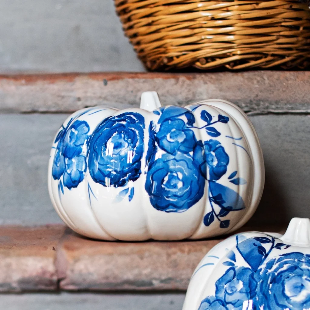 Vietri Blue Camellia Medium Figural Pumpkin3