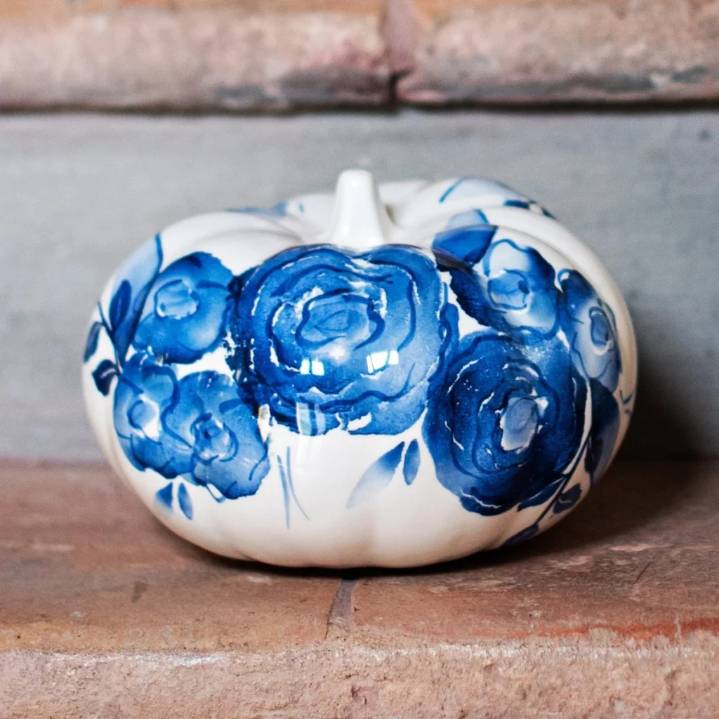 Vietri Blue Camellia Small Figural Pumpkin3