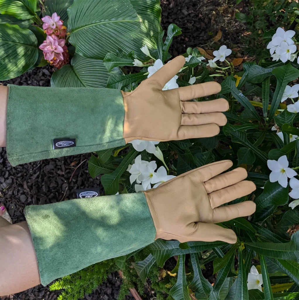 Garden Works Deluxe Rose Pros Gardening Gloves2