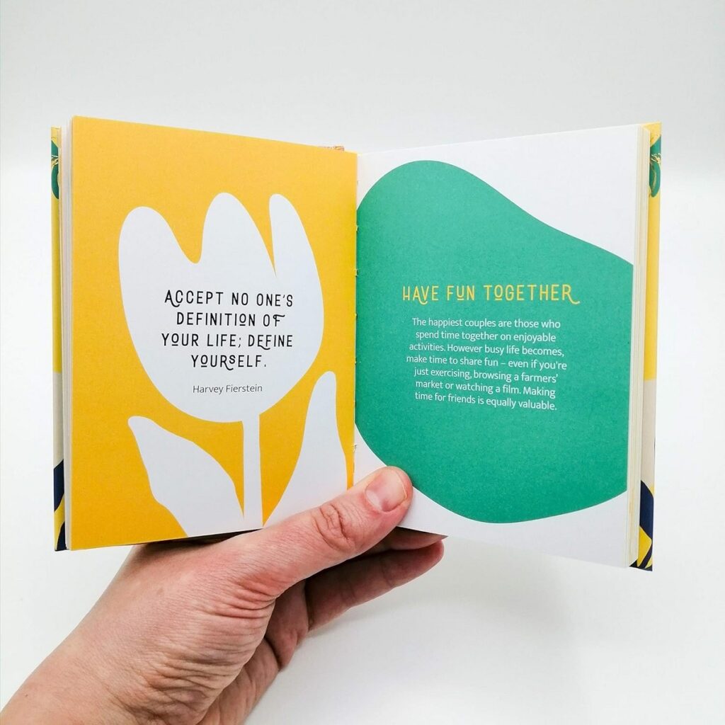 Happiness for Every Day: Simple Tips and Uplifting Quotes to Help You Find Joy (Hardcover)