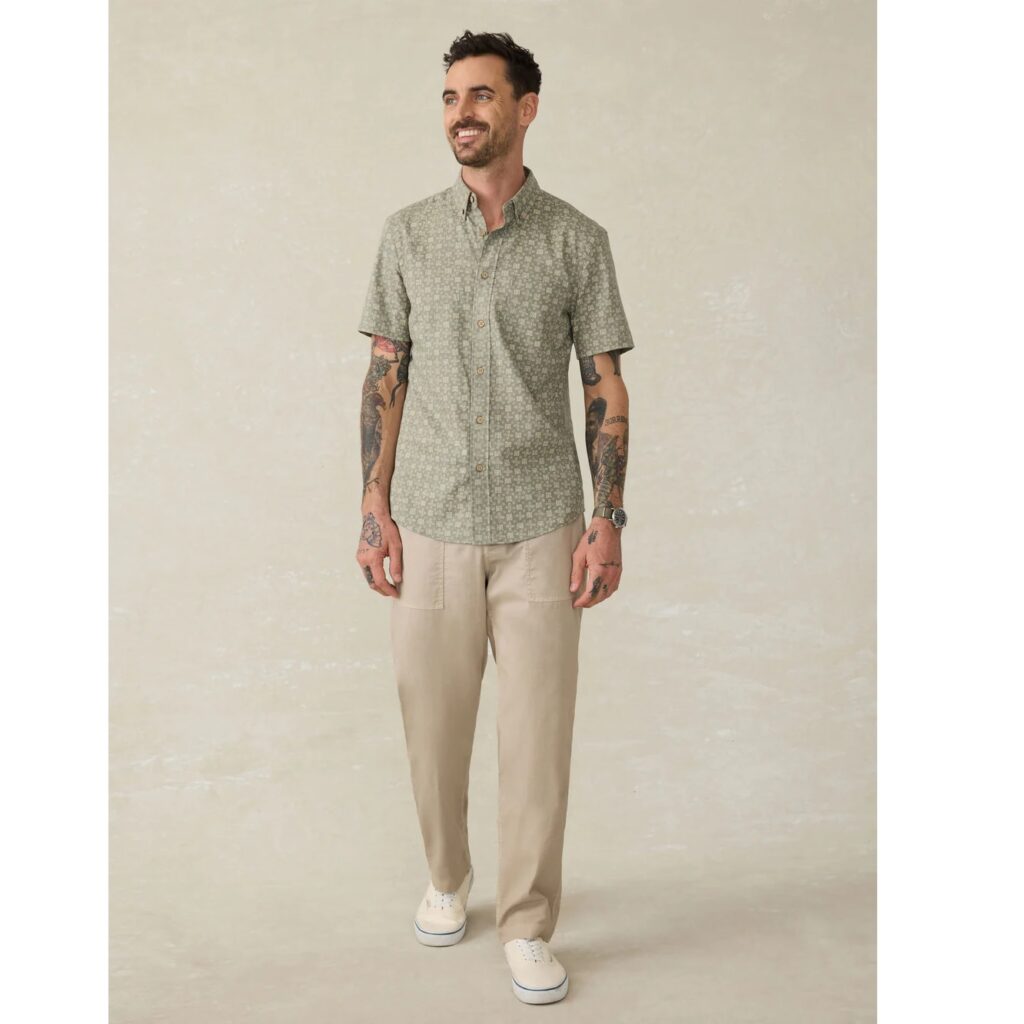 Faherty Short-Sleeve Breeze Shirt - Sundried Sage Emblem