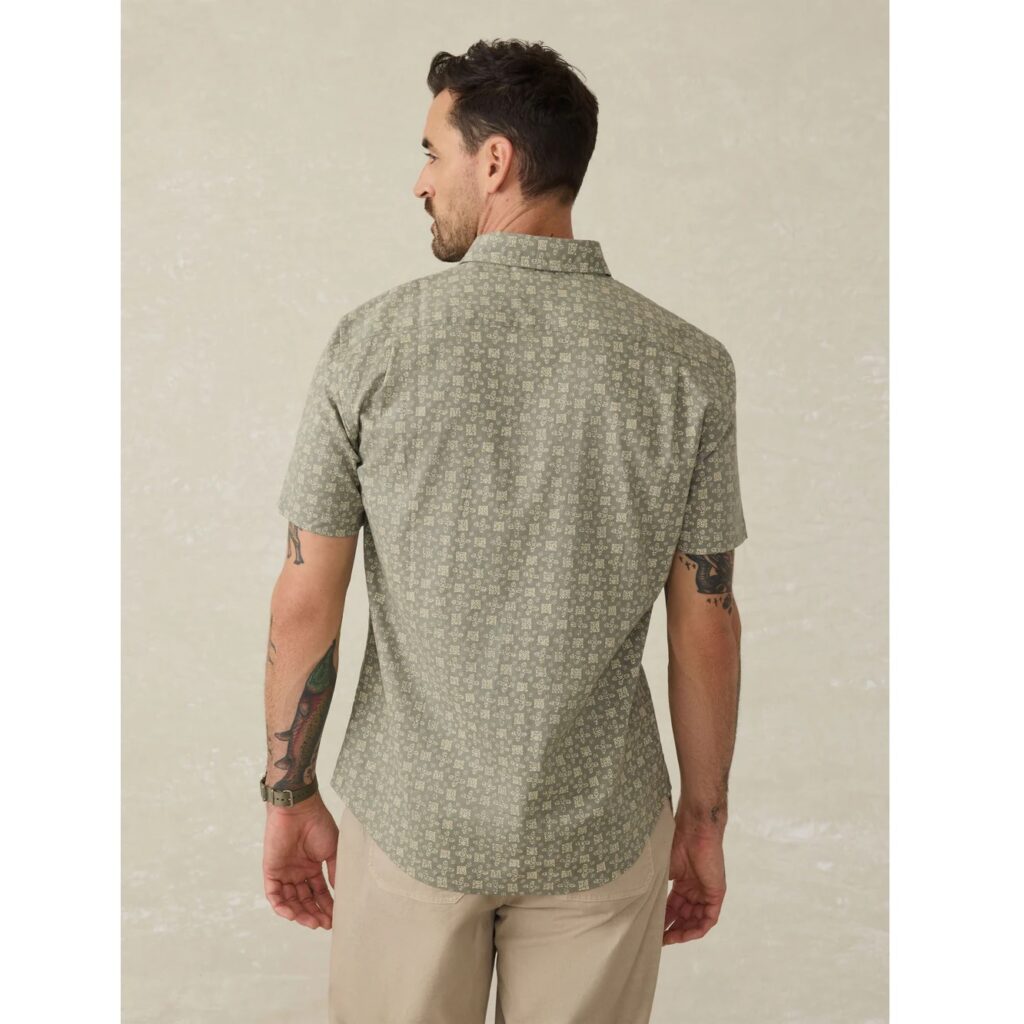Faherty Short-Sleeve Breeze Shirt - Sundried Sage Emblem