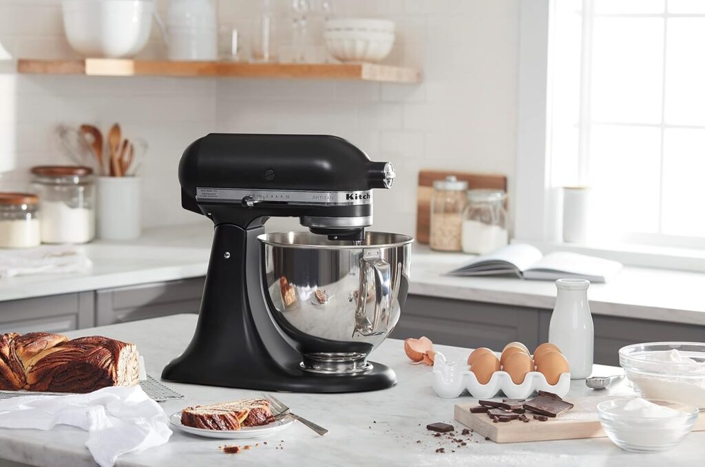 KitchenAid Artisan Series 5 Quart Tilt Head Stand Mixer - Matte Black