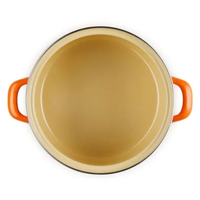 Le Creuset Traditional Petite Stockpot Flame3