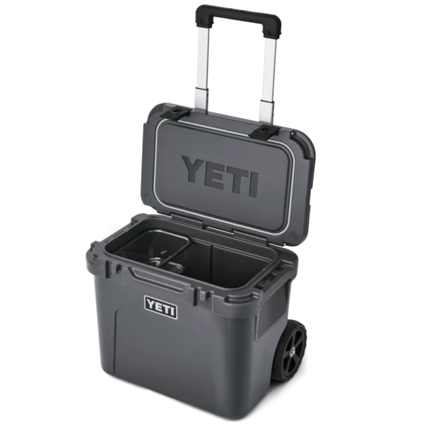 Yeti Roadie 32 Wheeled Cooler - Charcoal2