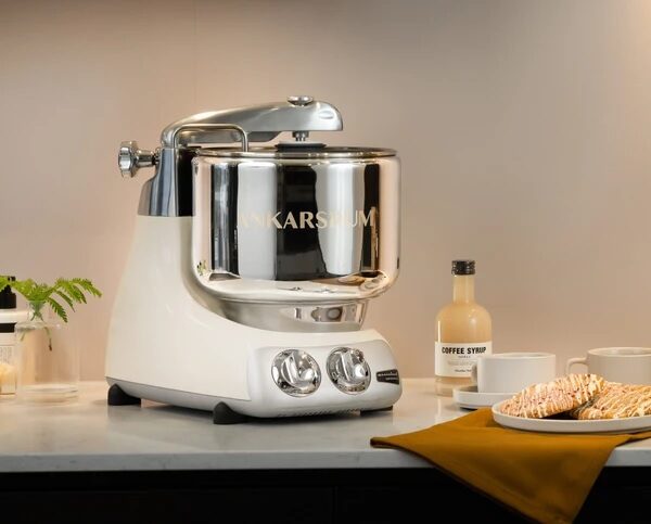 Ankarsrum Assistent Original Stand Mixer – Light Cream