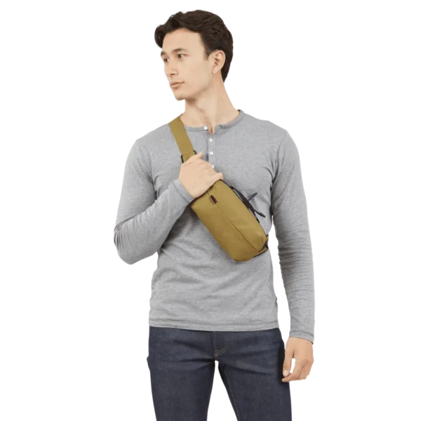 Thule Aion Sling Bag - Nutria Brown4