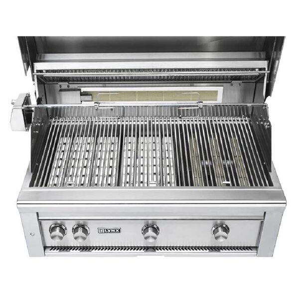 Lynx 36” Professional Freestanding Grill with 1 Trident Infrared Burner and 2 Ceramic Burners and Rotisserie