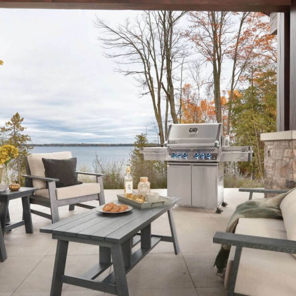 Napoleon Prestige PRO 500 RSIB with Infrared Side and Rear Burners (Liquid Propane)