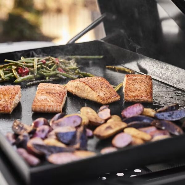 Weber Slate 30" Rust-Resistant Griddle with Extendable Side Table (Liquid Propane)