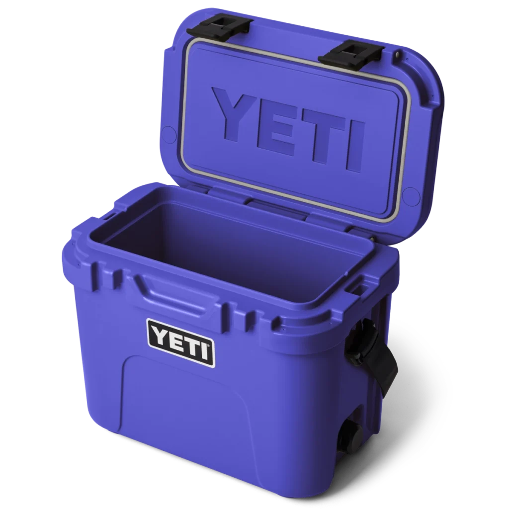 Yeti Roadie 15 Hard Cooler - Ultramarine Violet2
