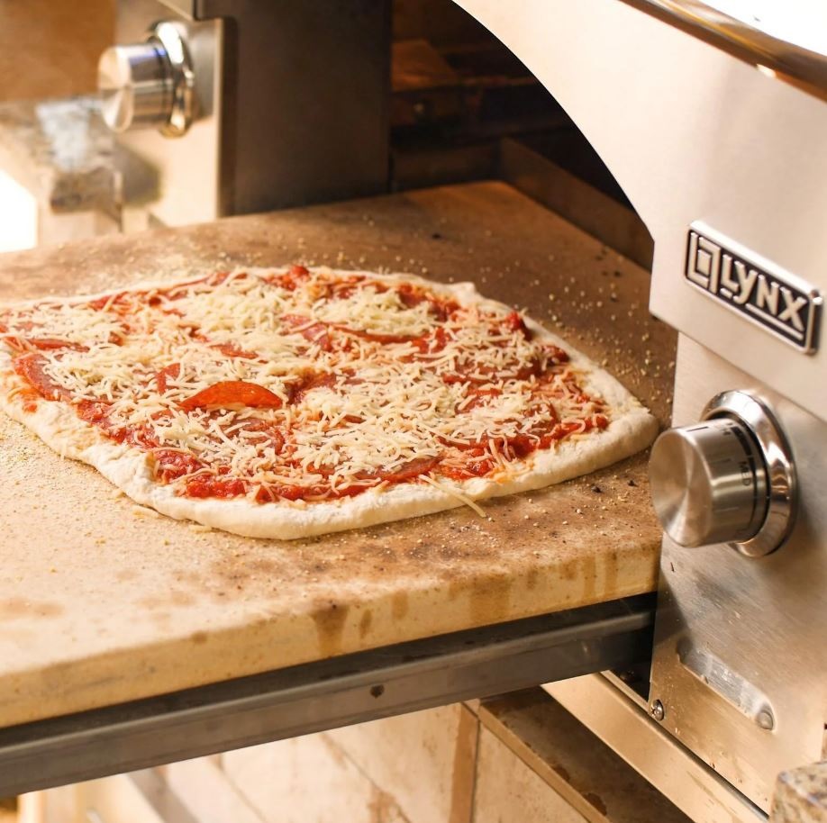 Lynx 30" Built-In Napoli Outdoor Oven (Available in Liquid Propane)