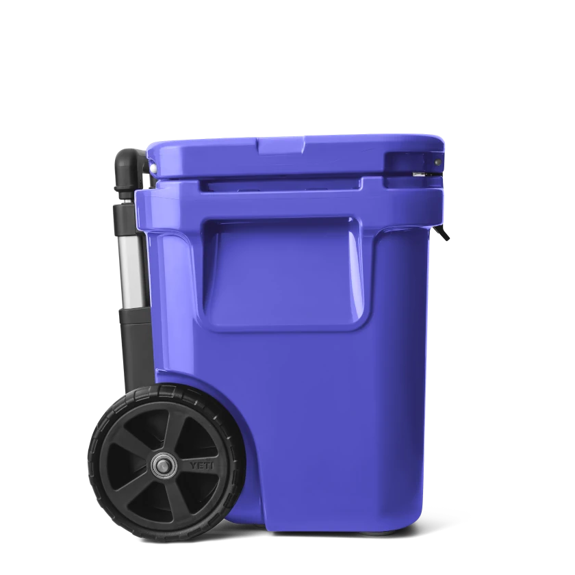Yeti Roadie 32 Wheeled Cooler - UltraMarine Violet | Berings