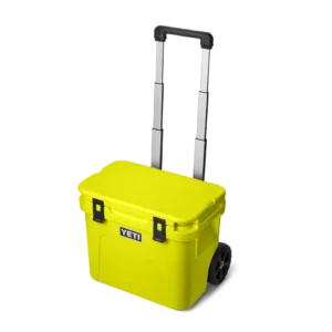Yeti Roadie 32 Wheeled Cooler - Firefly Yellow
