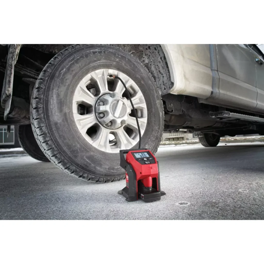 Milwaukee M12 Cordless Inflator