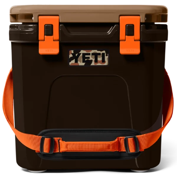 Yeti Roadie 24 Hard Cooler - Wetlands Camo