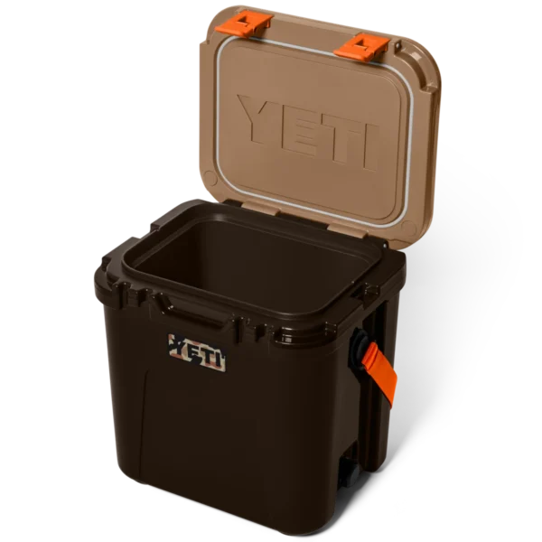 Yeti Roadie 24 Hard Cooler - Wetlands Camo2